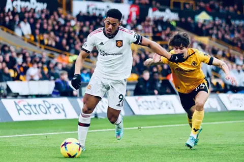 بعد تجربة محبطة في اليونان.. مارسيال يطرق أبواب الدوري المكسيكي